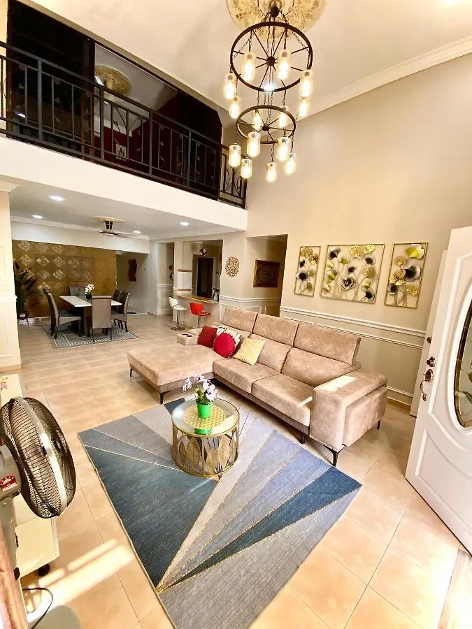 Malacca D'Casa Ayna Villa מלזיה
